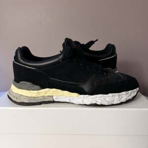 Maison MIHARA YASUHIRO GEORGE OG Sole Mix Material Low-top Sneaker EU 42 - US 9